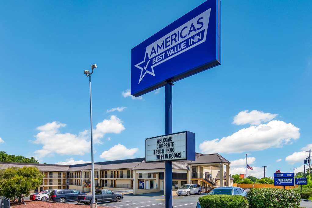 Americas Best Value Inn Wadesboro - photo 11