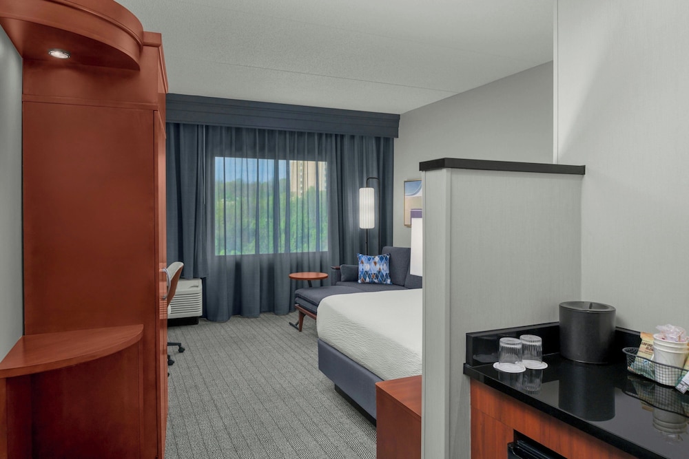 Courtyard by Marriott Pittsburgh Airport Settlers Ridge - photo 5