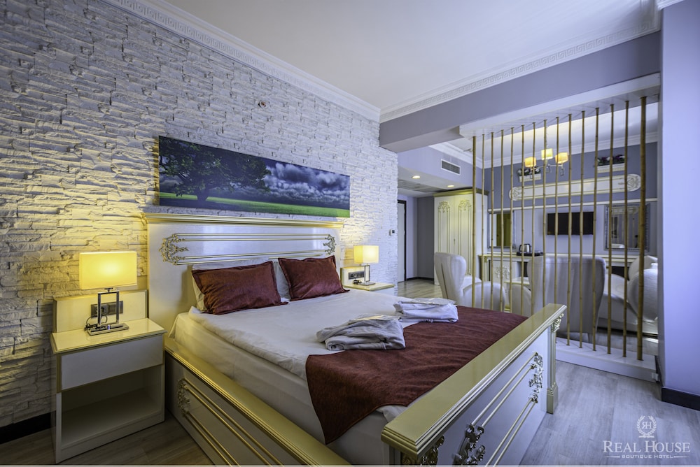 Real House Boutique Hotel — Kocasinan
