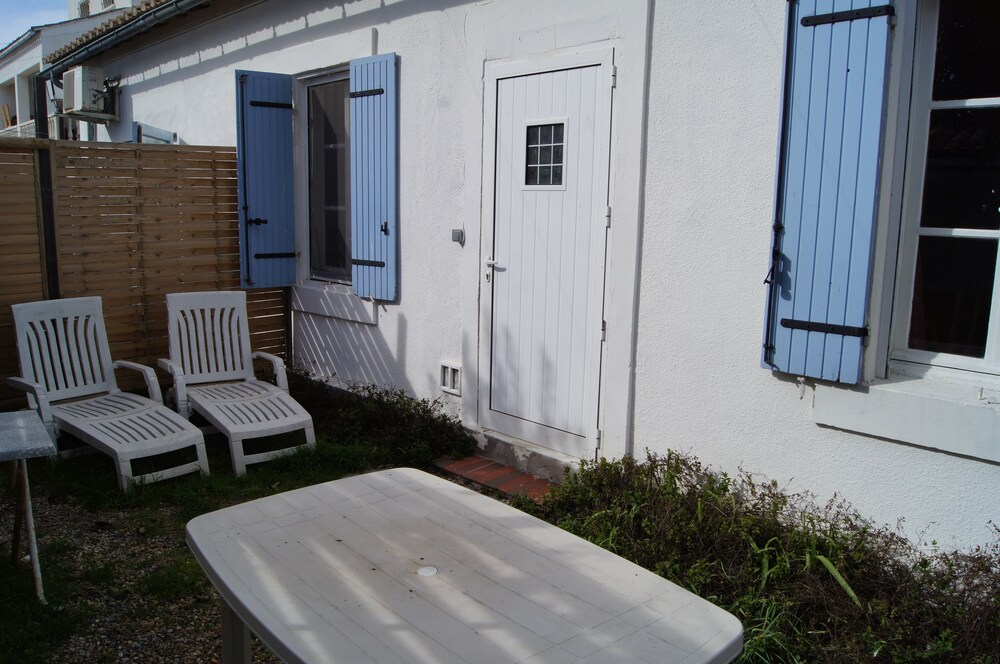 Gites Cmr in Saintes-Maries-De-La-Mer, France