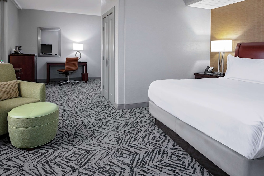 DoubleTree by Hilton Omaha Downtown - photo 16