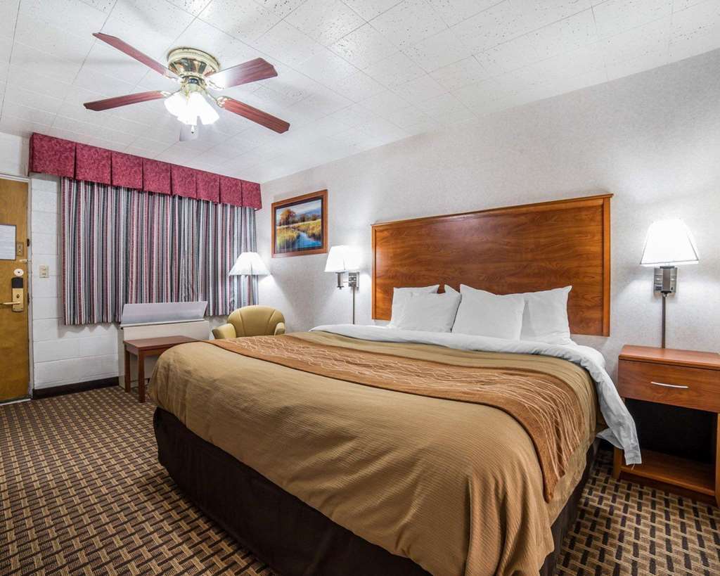 Rodeway Inn Elko Downtown Area - photo 15