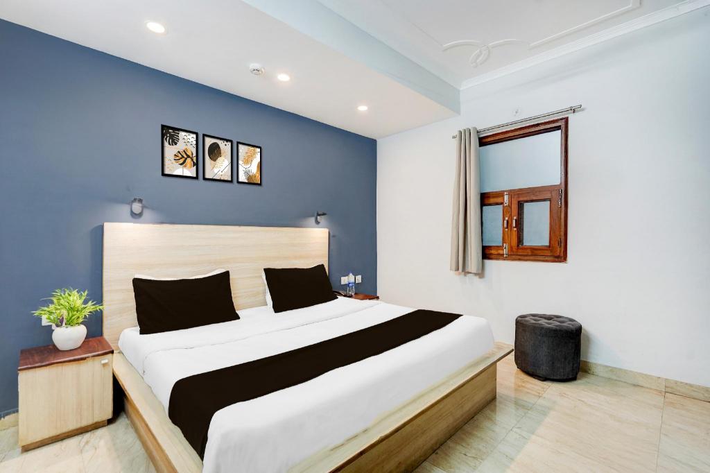 FabExpress Ada Residency in Noida, India