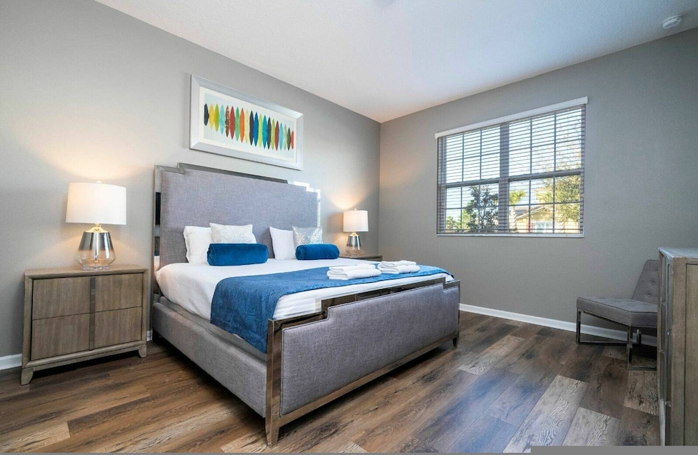 Solterra 12bd 11 5bat Sleeps24 Disney Pool Spa - photo 37