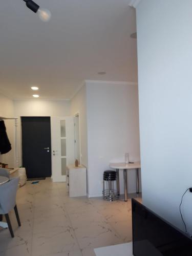1 Bedroom Apartment With Sea And River Views