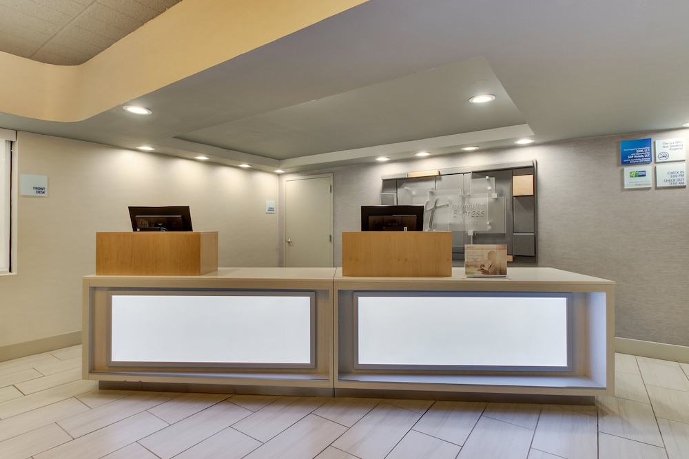 Holiday Inn Express Pittston Scranton Airport by IHG - photo 51