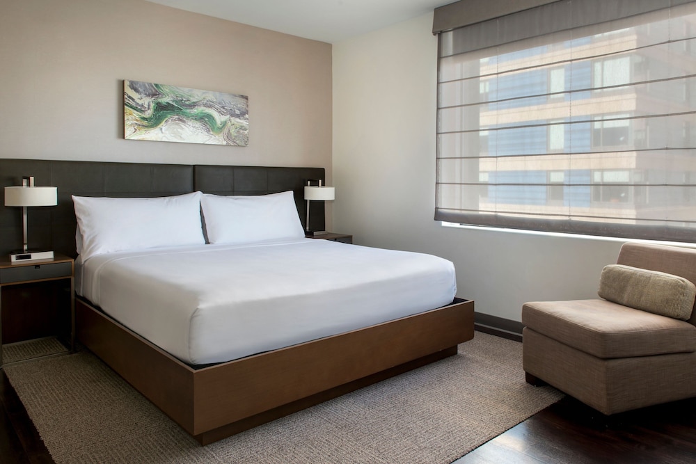 Element by Marriott Boston Seaport District - photo 11