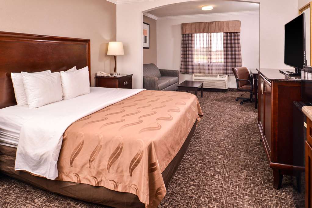 Quality Inn & Suites Beaumont - photo 32