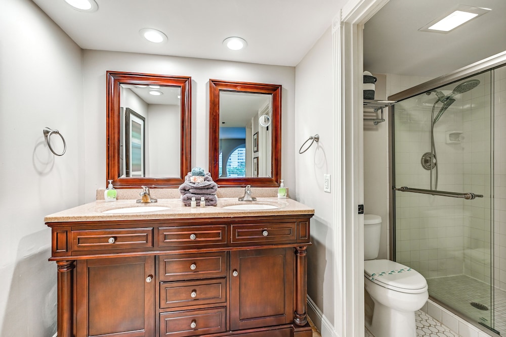 Beachy Marco Island Condo With Resort Amenities - photo 15
