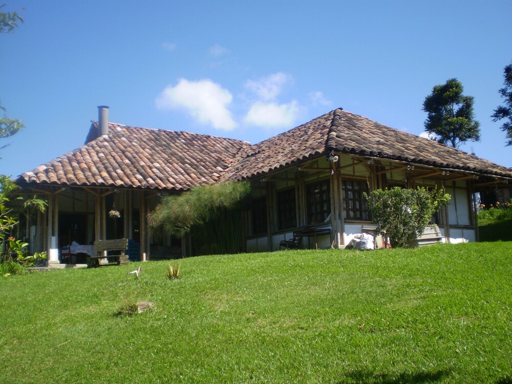 Hotel Yacurmana in Santa Rosa De Cabal, Colombia