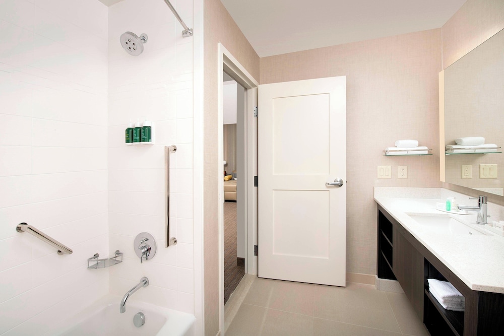 Residence Inn by Marriott Denver Airport Convention Center - photo 23