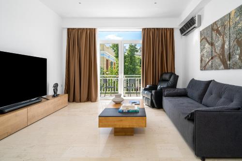 Luxury Suite in Downtown — 4-Star Luxury Hotel in Irakleion, Greece
