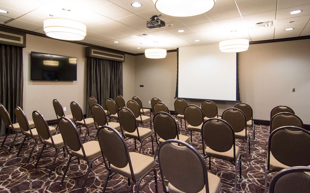 Hampton Inn Orange City - photo 36