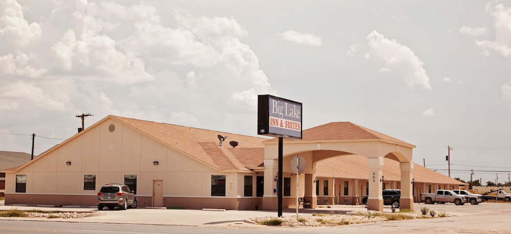 Big Lake Inn & Suites - photo 44