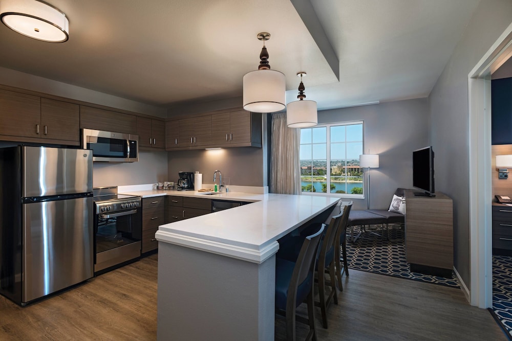 TownePlace Suites by Marriott San Diego Airport Liberty Station - photo 15