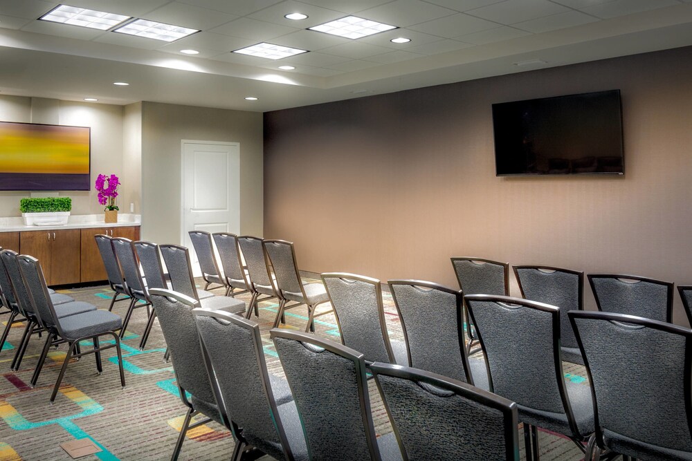 Residence Inn by Marriott Savannah Airport - photo 19