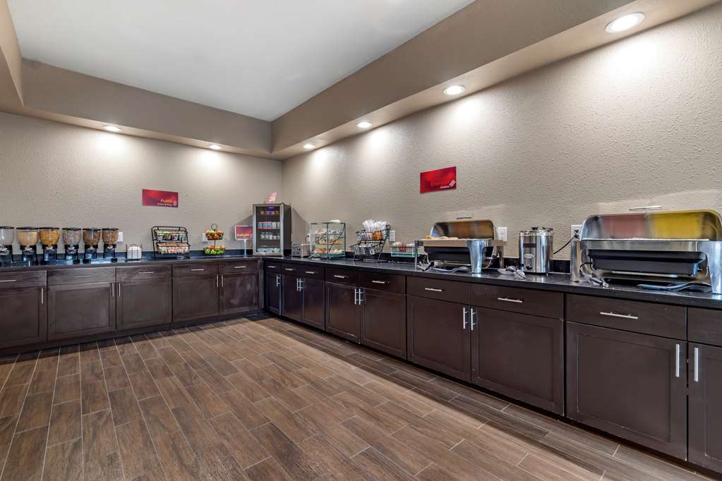 Best Western Plus Big Lake Inn - photo 28