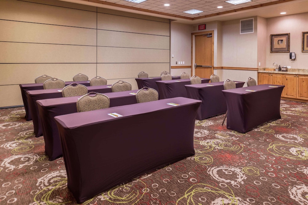 Hilton Garden Inn Bend - photo 83