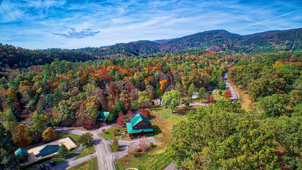 Three Little Bears by Smoky Cove Resort - photo 37