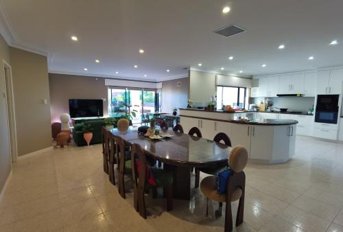 Sunny Ocean View Retreat — Perth