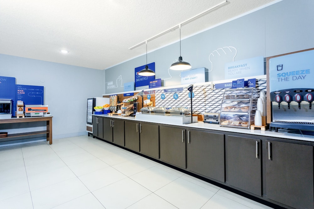 Holiday Inn Express & Suites Jacksonville Atlantic Beach by IHG - photo 34
