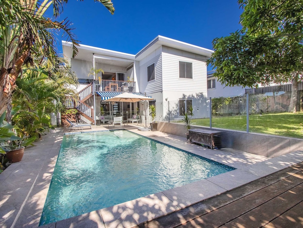 Holiday On Vulcan — Kingscliff