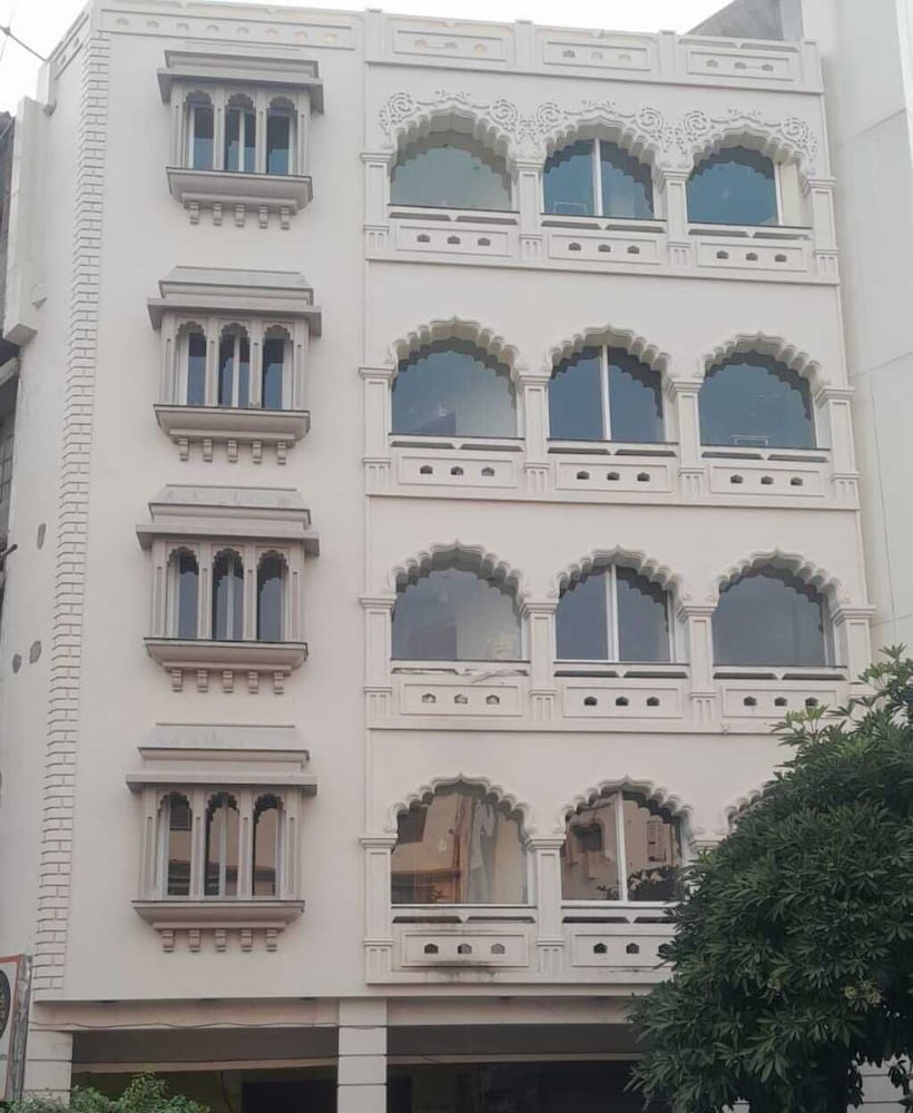 Hare Krishna Stays - carbon neutral hotel in Varanasi