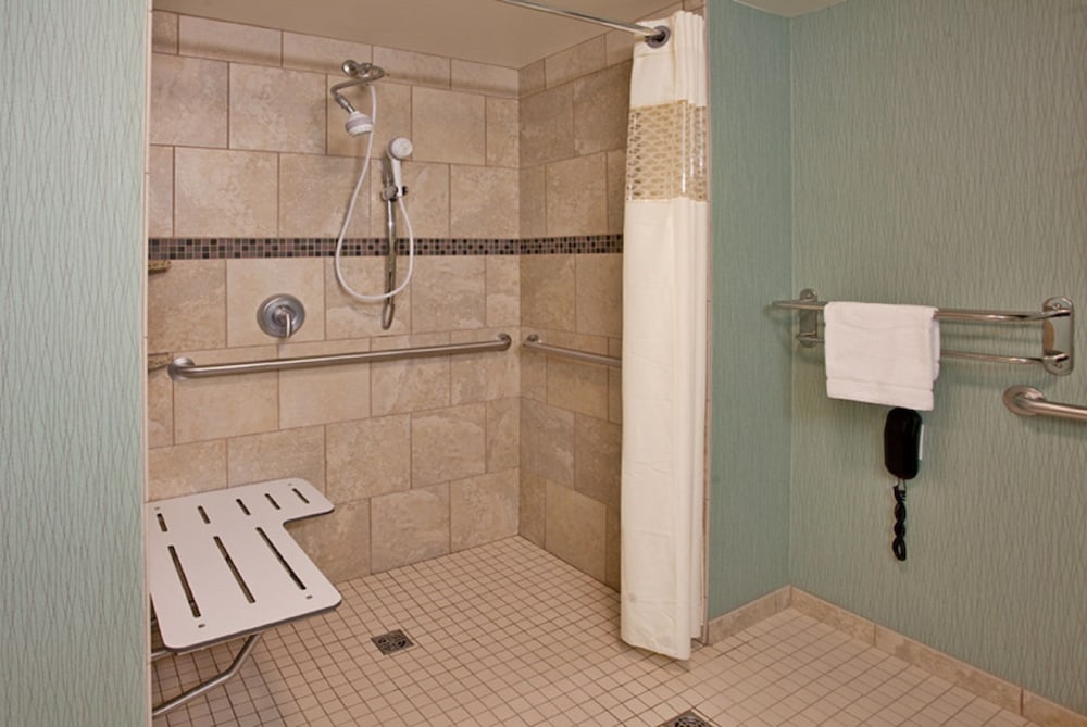 Hampton Inn & Suites St. Cloud MN - photo 14