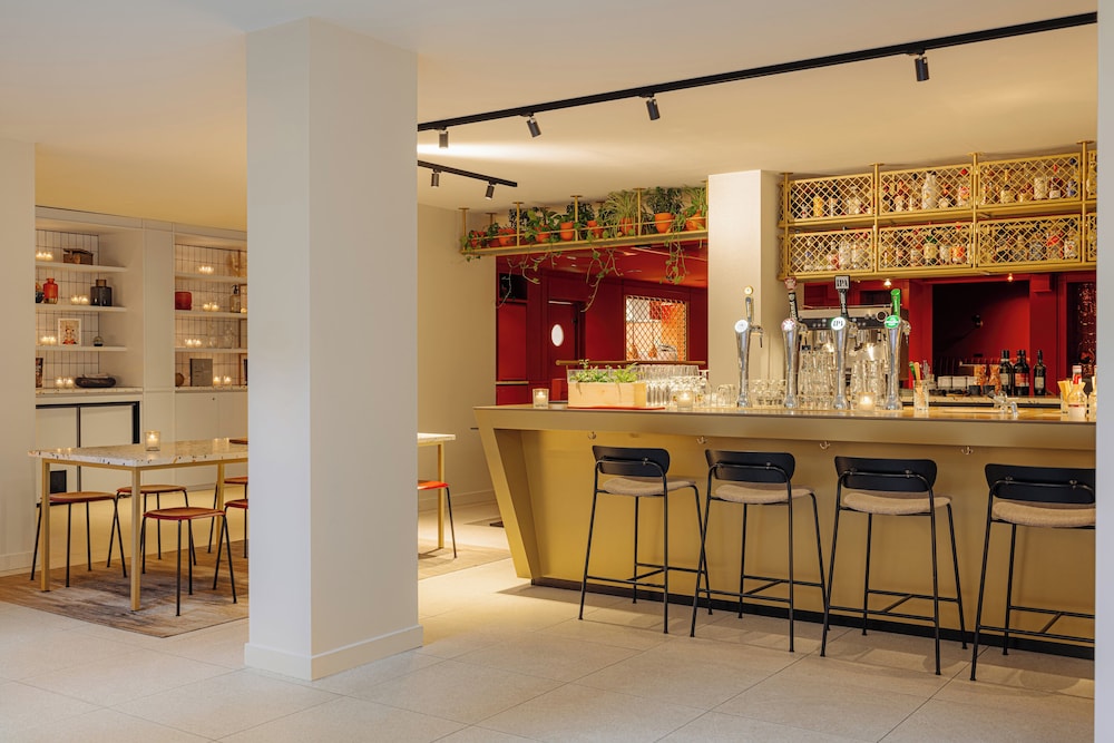 מזון ומשקאות