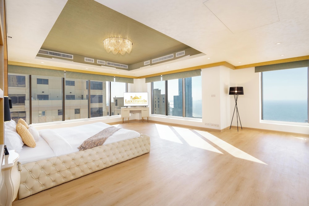 Lux BnB Penthouse JBR Ocean View — 4-Star Luxury Hotel in Dubai, United Arab Emirates