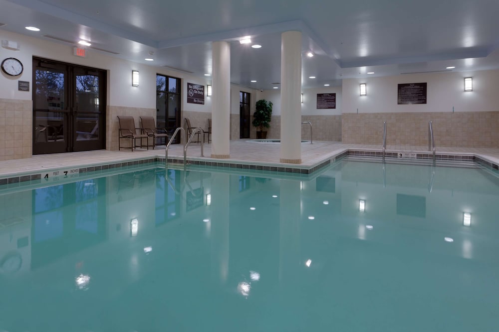 Hampton Inn Rochester Webster - photo 32