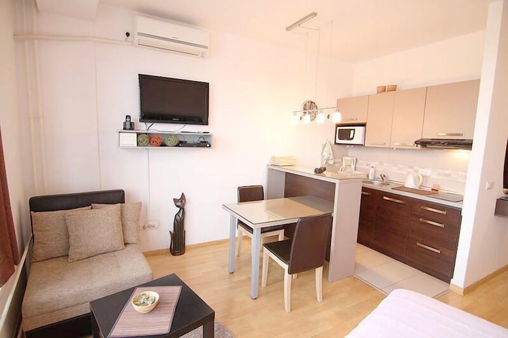 Studio City Downtown - carbon neutral hotel in Belgrade