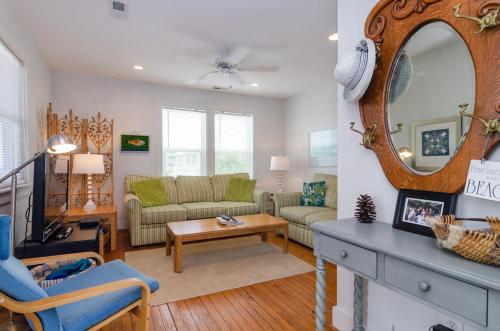 Riesters Lookout by Bryant Real Estate in Wrightsville Beach, United States