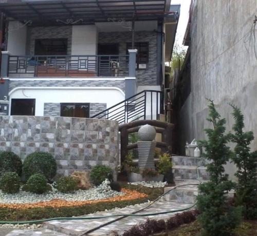 La Famille — Baguio — photo 2