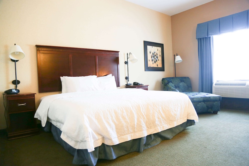 Hampton Inn Morehead - photo 18
