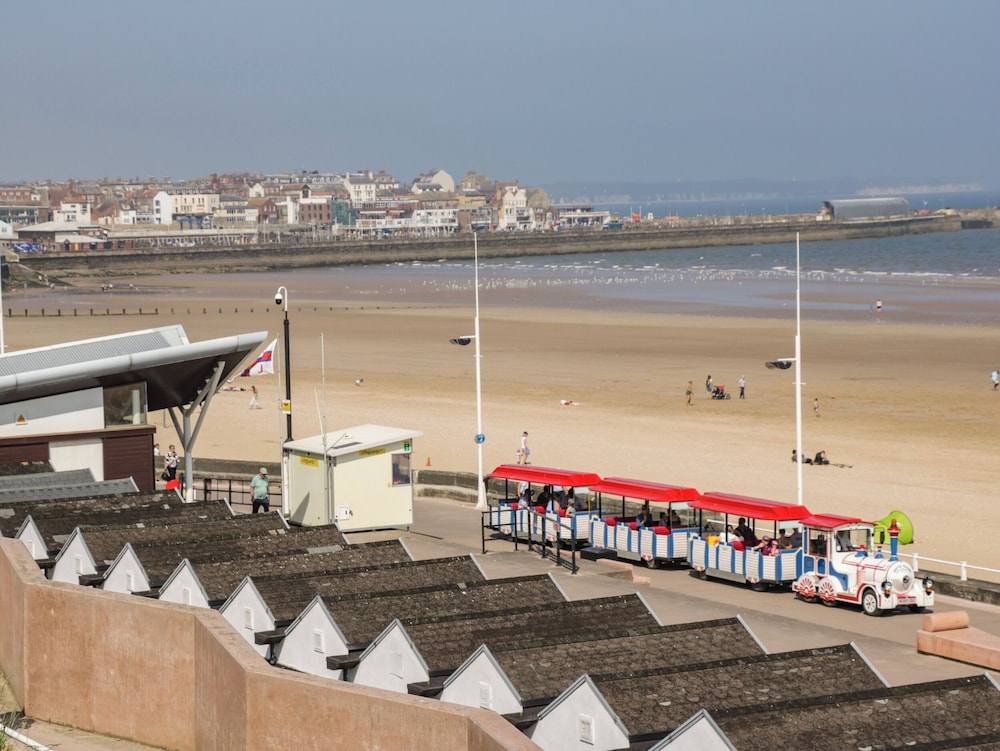 Apt 5 Hunter's Quay — 4-Star Luxury Hotel in Bridlington, United Kingdom
