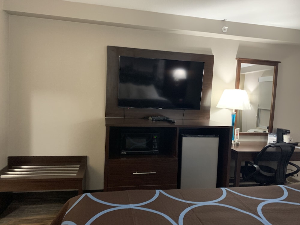 Super 8 by Wyndham Cookeville - photo 6