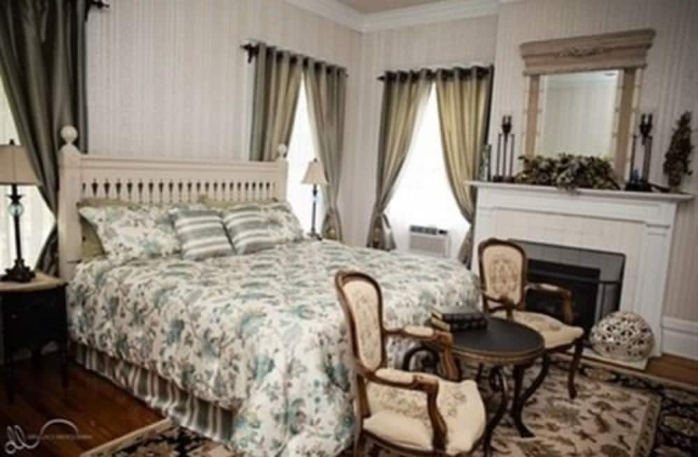 Michael's Mansion - photo 27