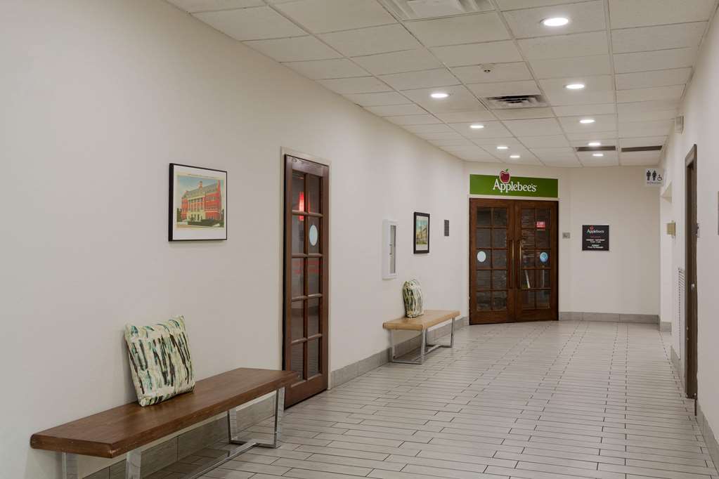 Wyndham Garden Tallahassee Capitol - photo 11