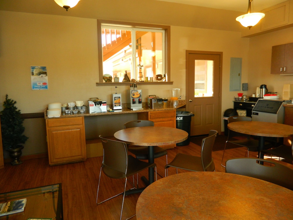 Country Motor Inn - photo 66