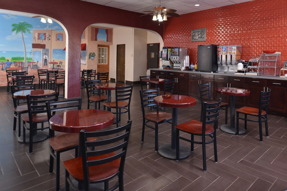 Red Roof Inn Van Horn - photo 26