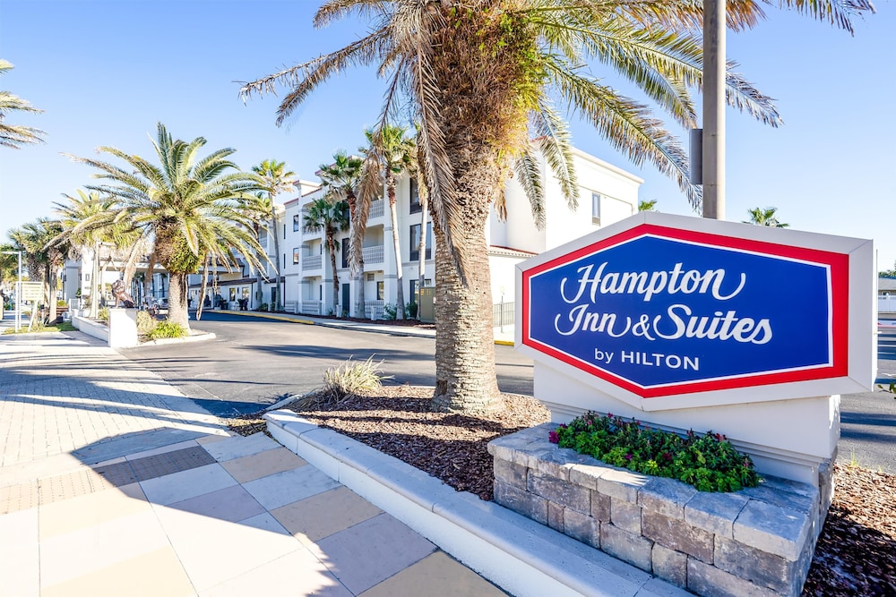 Hampton Inn & Suites St. Augustine Vilano Beach - carbon neutral hotel in Saint Augustine