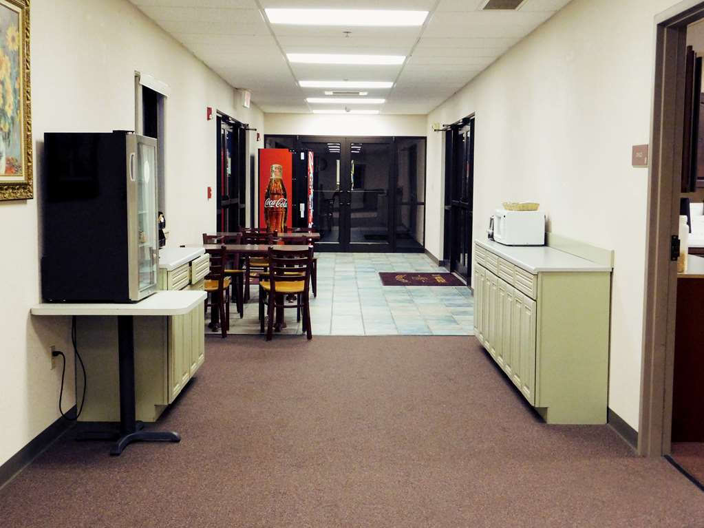 Americas Best Value Inn Fredonia - photo 18