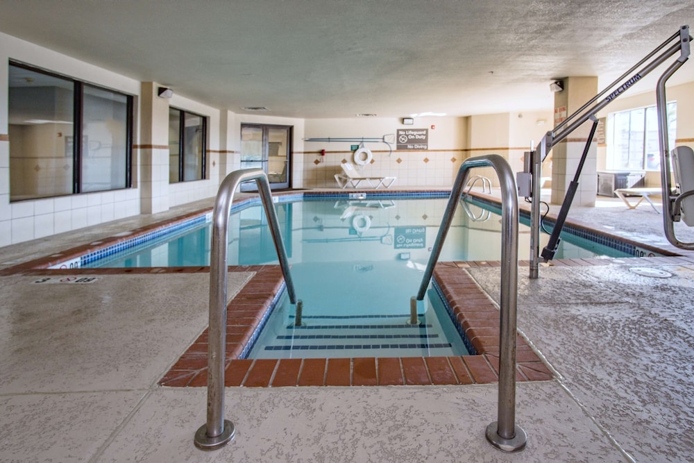 Hampton Inn Oklahoma City Yukon - photo 33