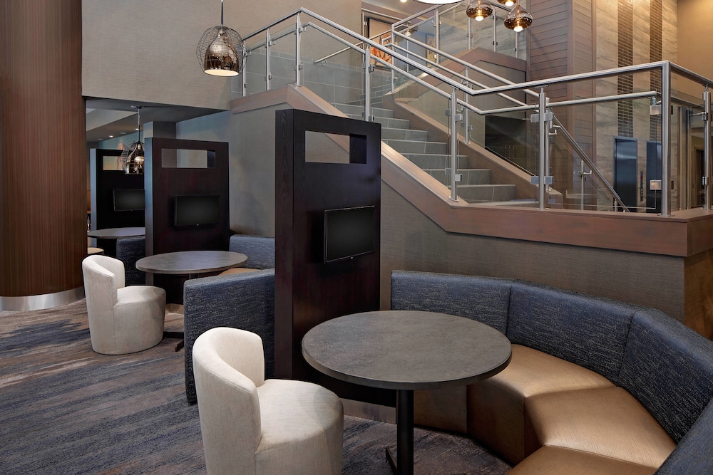 Courtyard by Marriott Dallas Downtown Reunion District - photo 5