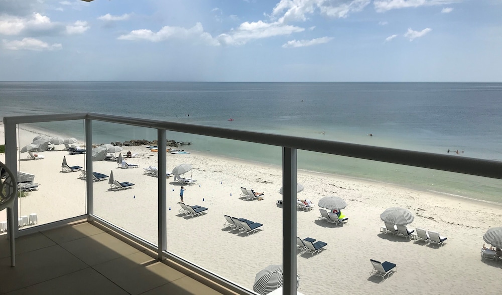 Edgewater Beach Hotel - photo 77