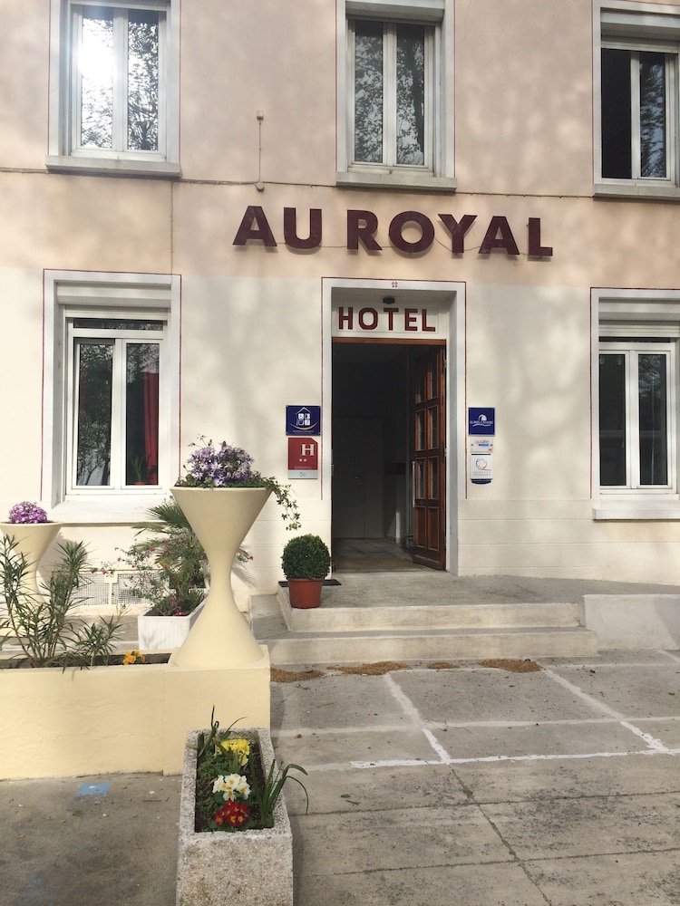Au Royal Hotel in Carcassonne, France