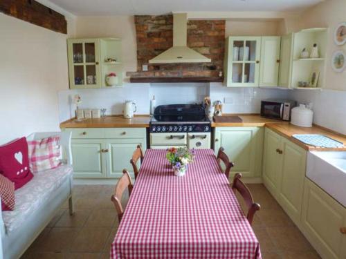 Woodside Cottage