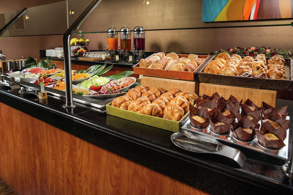 DoubleTree by Hilton Carson - photo 34