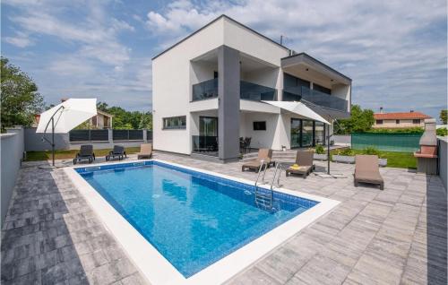 Stunning Home In Labin With Wifi — 5-Star Luxury Hotel in Labin, Croatia